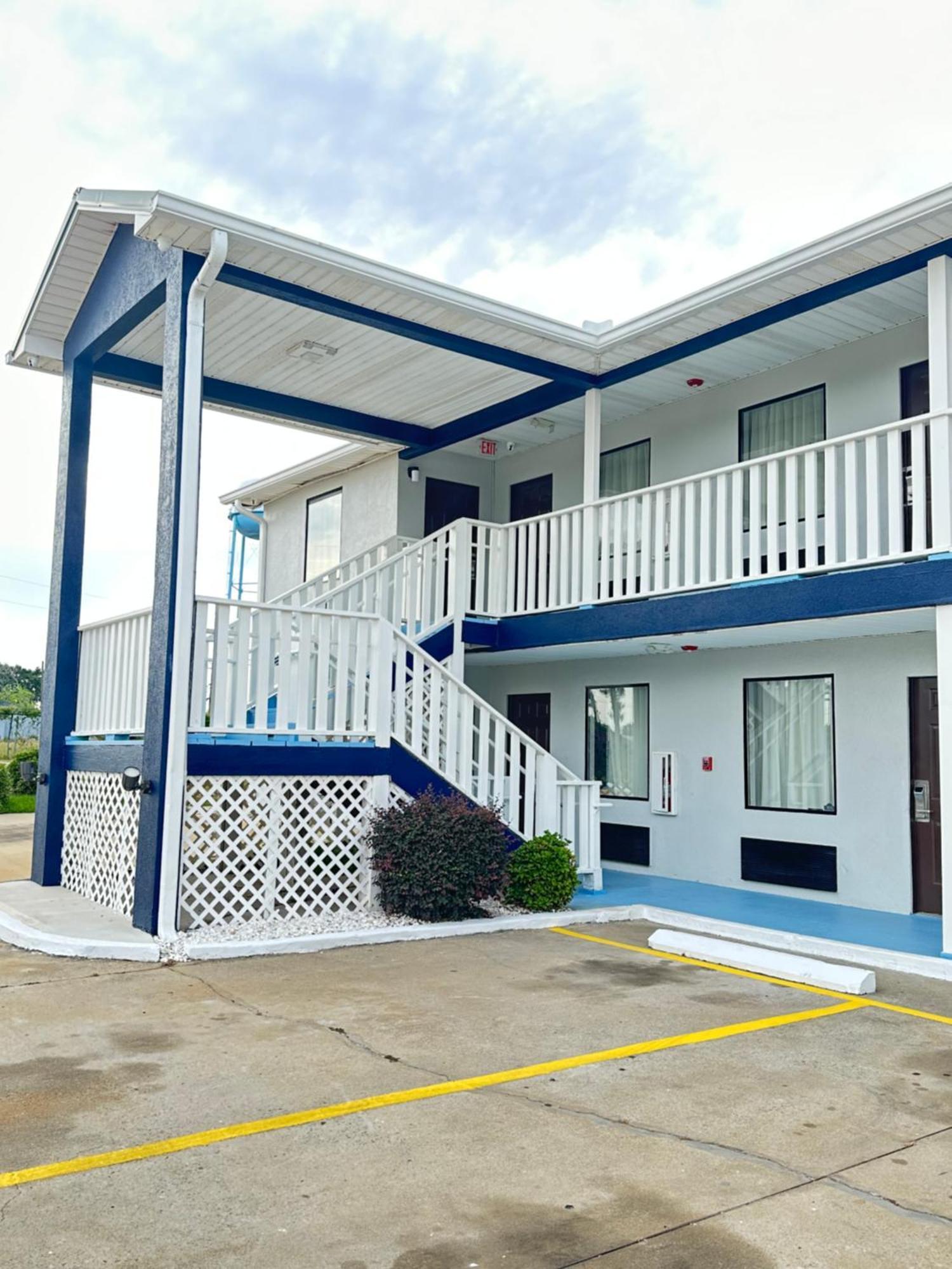 Sylvester Inn ภายนอก รูปภาพ